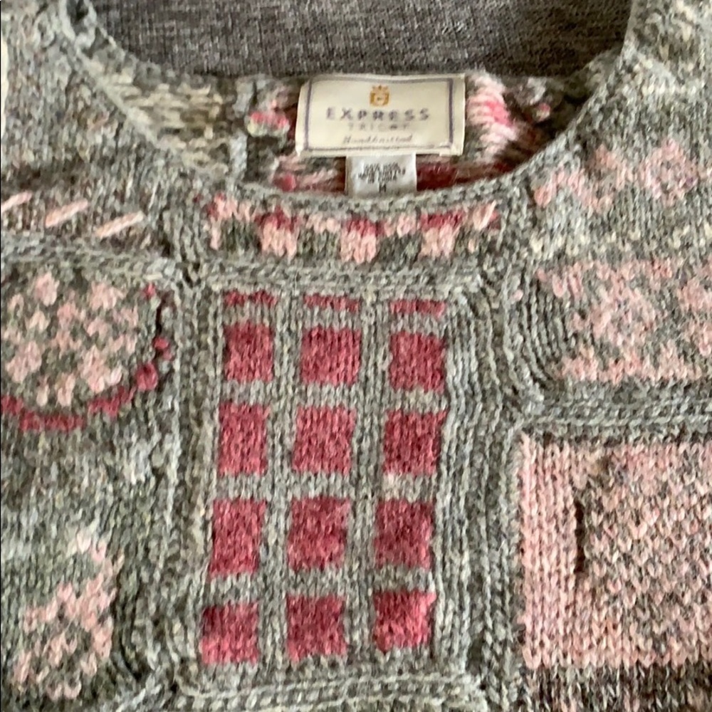 EXPRESS WOOL SWEATER SIZE MEDIUM